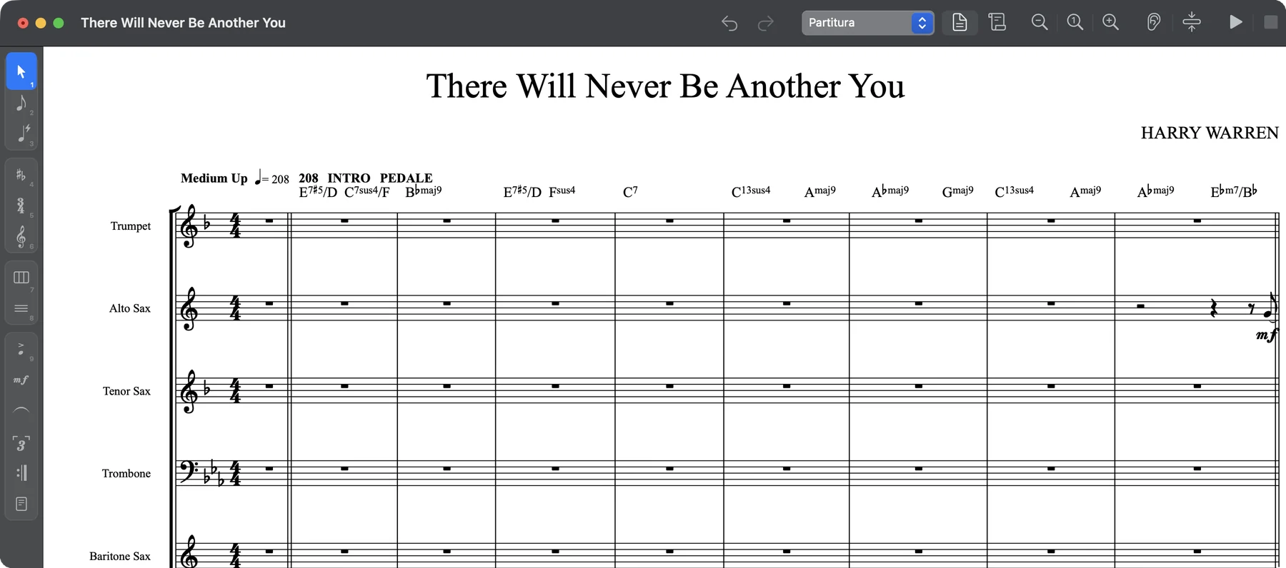 La partitura per big band con le sigle ricavate dall’analisi degli accordi sopra la tromba